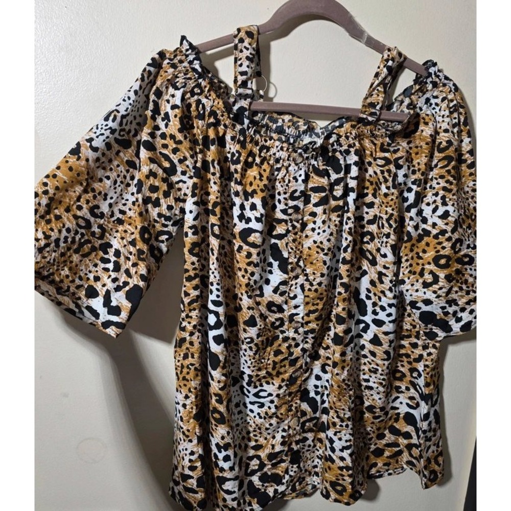 Speed Limit MPH Leopard Print Cold Shoulder Blouse 3X Tan Black Animal Print